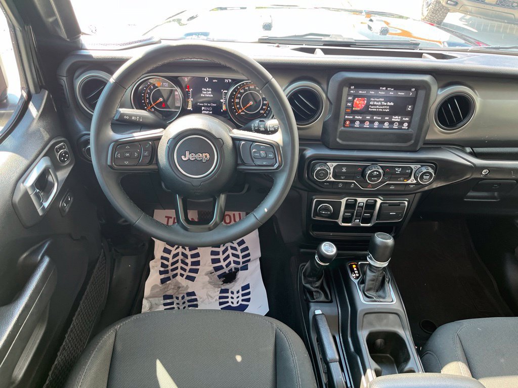 Used 2023 Jeep Wrangler Unlimited Sport AWD/4WD image 13