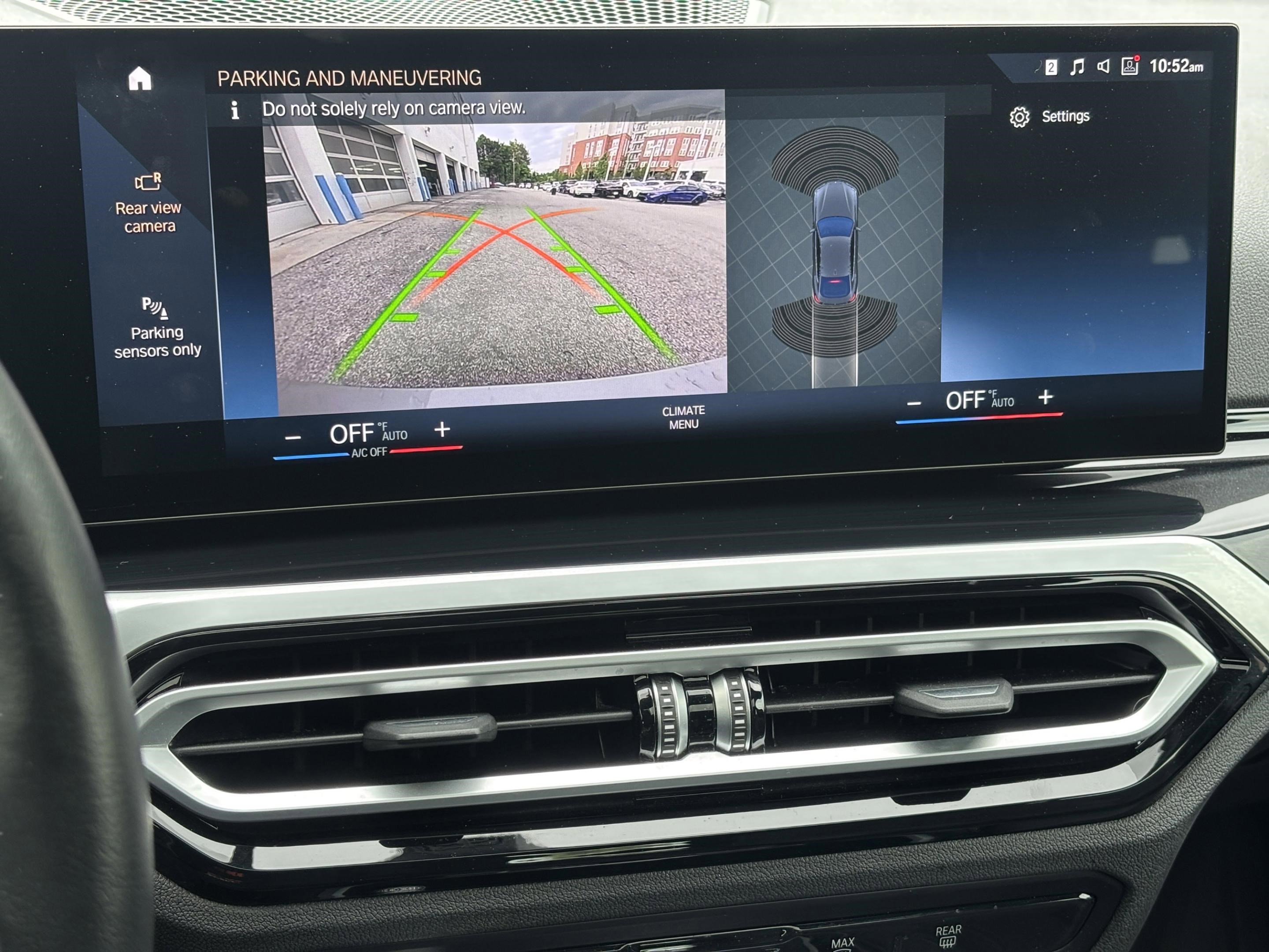 Used 2023 BMW i4 eDrive35 w/ Premium Package RWD image 10