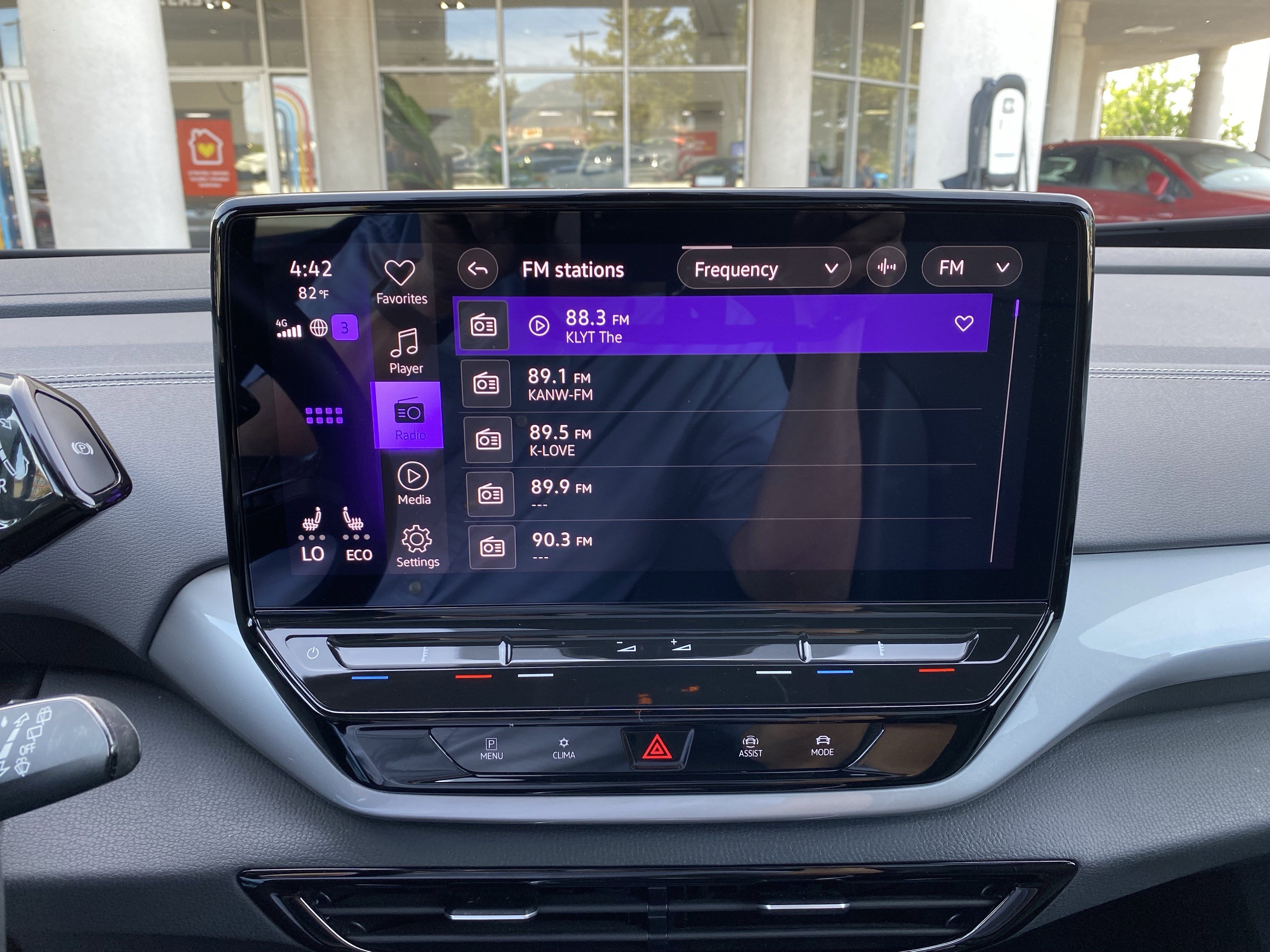 Used 2023 Volkswagen ID.4 Pro S image 21