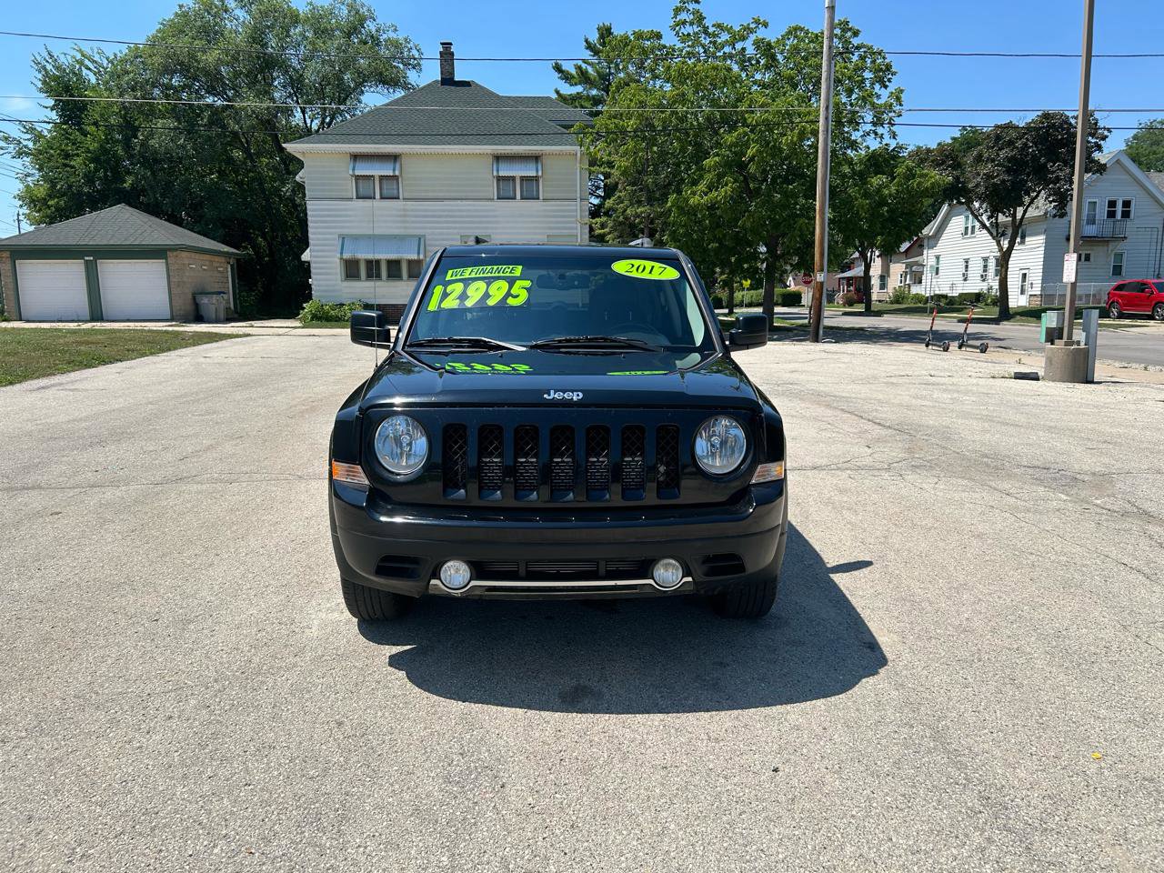 Used 2017 Jeep Patriot High Altitude AWD/4WD image 2