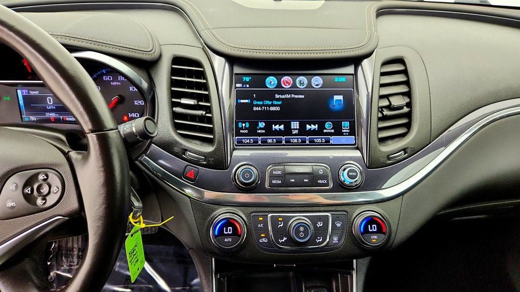 Used 2017 Chevrolet Impala LT w/ Convenience Package FWD image 16