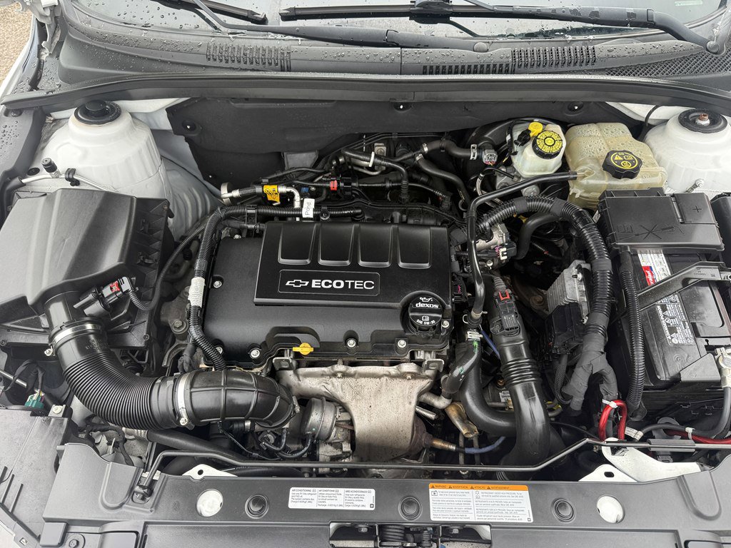 Used 2015 Chevrolet Cruze LT FWD image 21