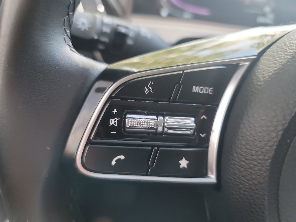 Certified 2025 Kia Seltos S FWD image 16
