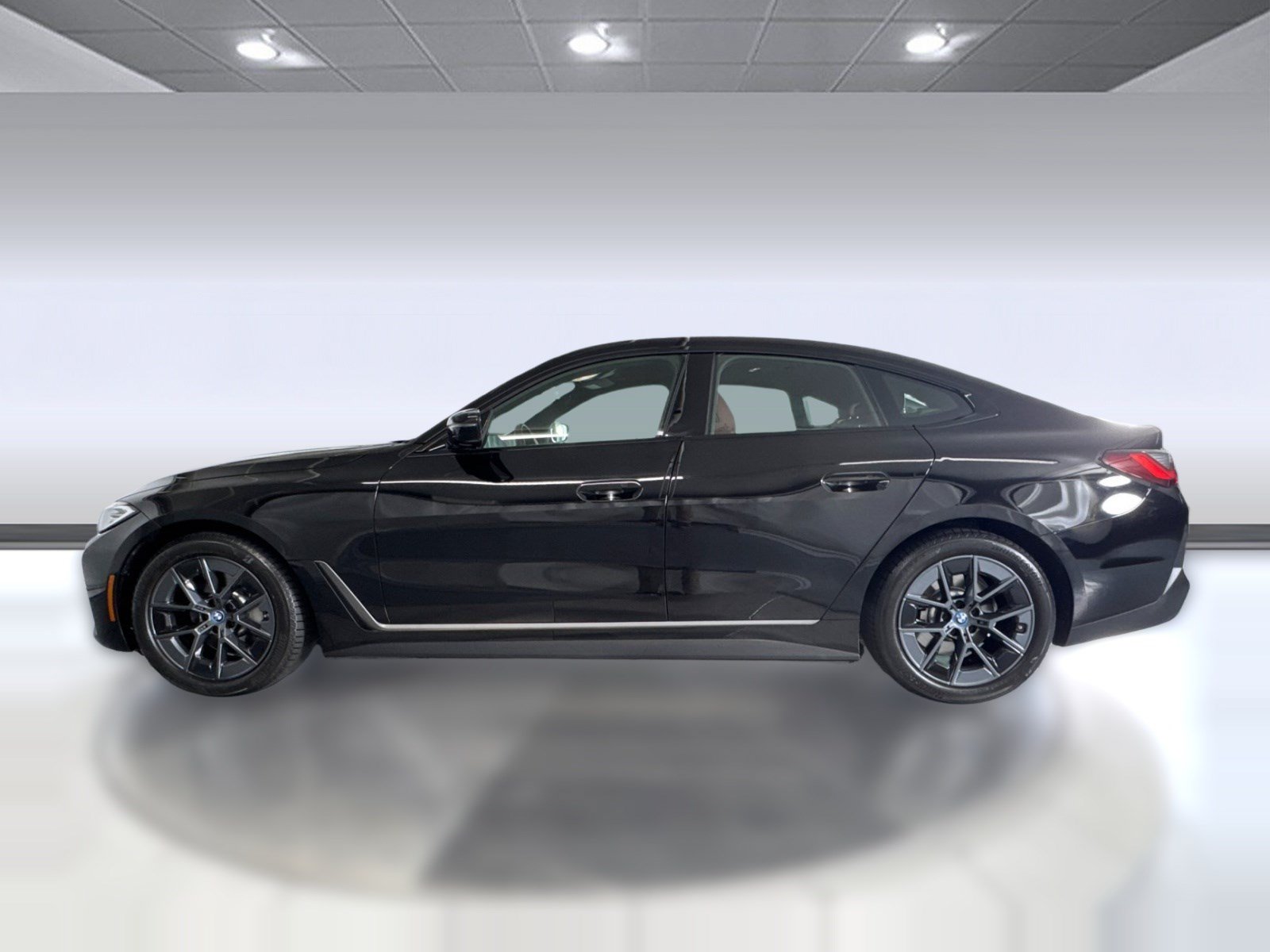 Used 2023 BMW i4 eDrive35 w/ Premium Package RWD image 2