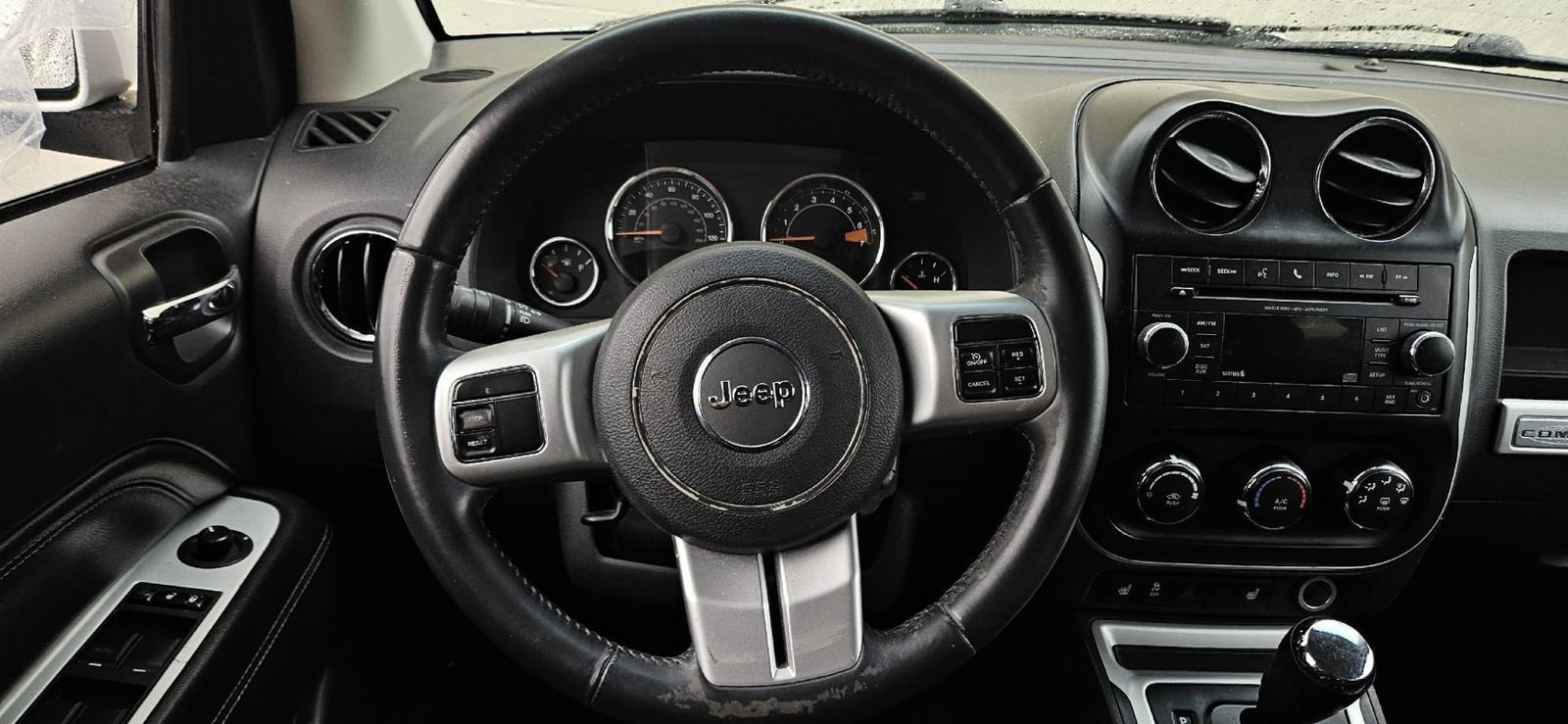 Used 2017 Jeep Compass Latitude image 7