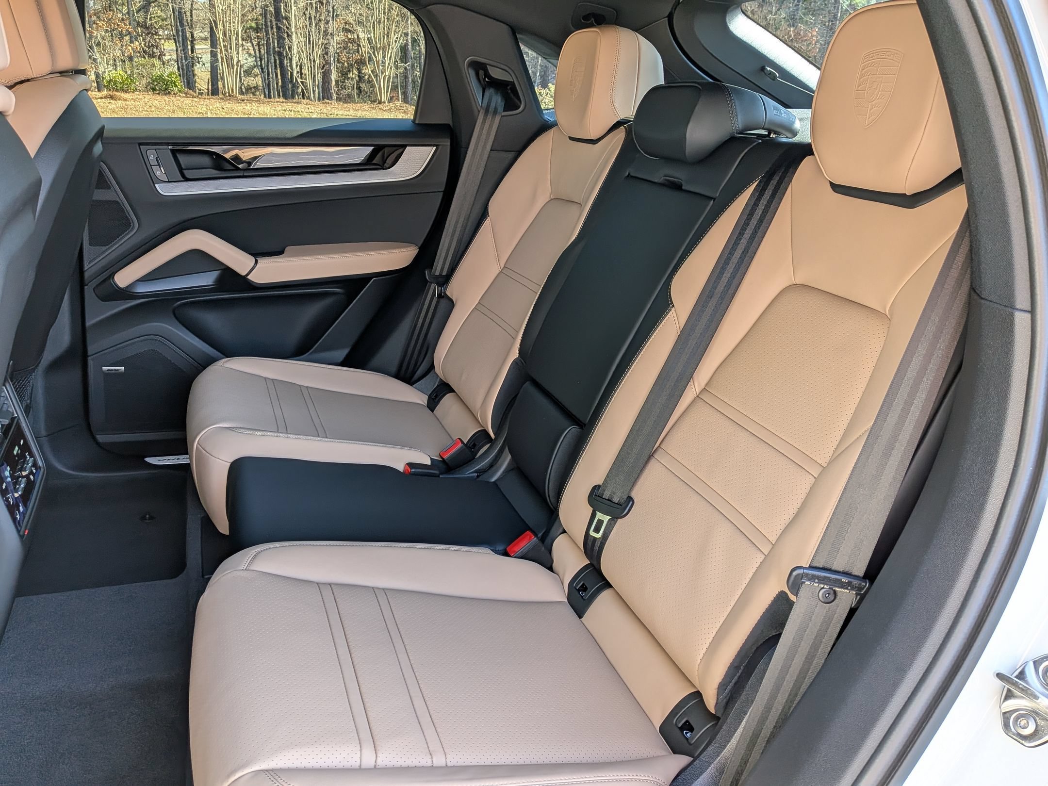 New 2026 Porsche Cayenne Coupe AWD/4WD image 27