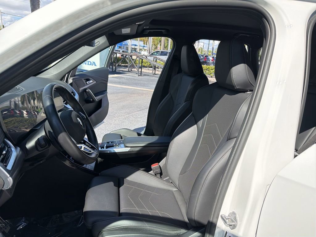 Used 2024 BMW X1 xDrive28i w/ M Sport Package image 23