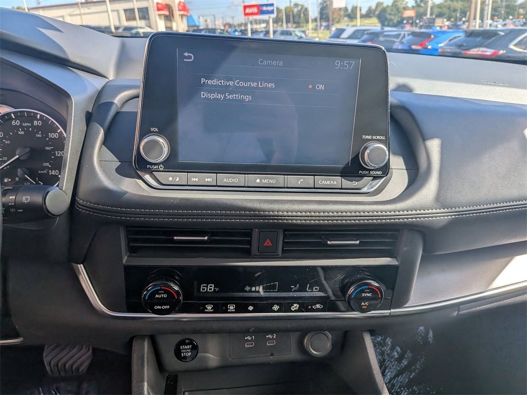 Used 2024 Nissan Rogue SV image 19