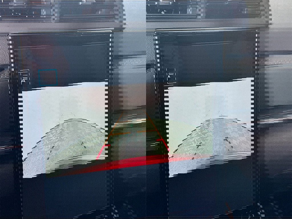 New 2026 GMC Terrain AT4 w/ Convenience Package III image 9