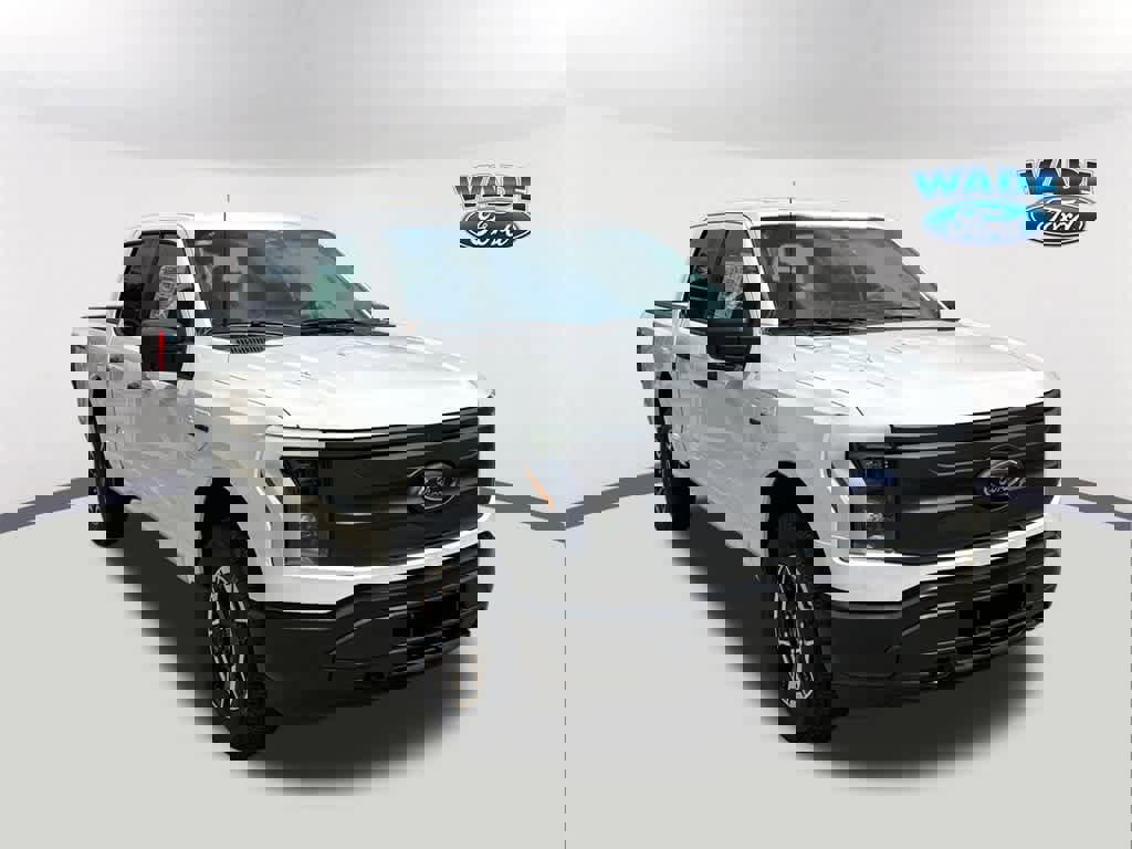 New 2023 Ford F150 Lightning Lariat image 3