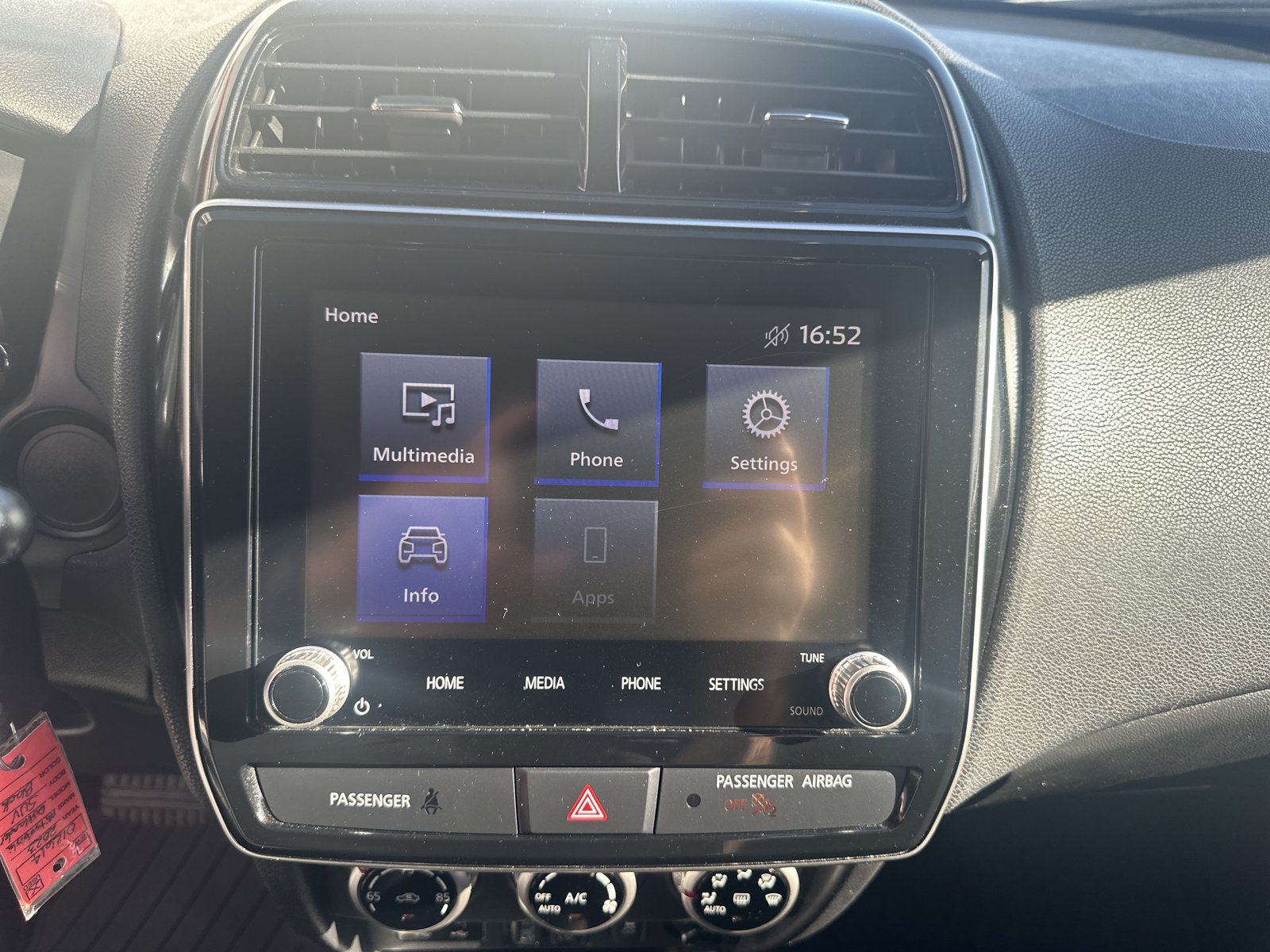 Used 2023 Mitsubishi Outlander Sport ES AWD/4WD image 17