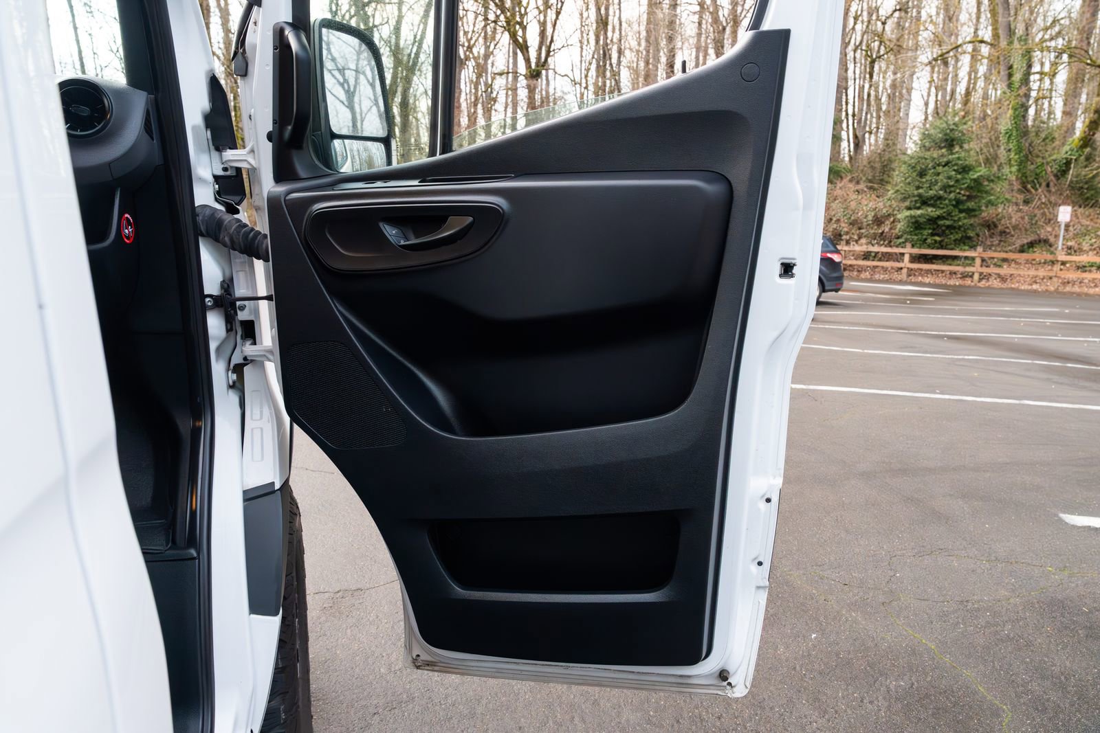 Used 2019 Mercedes-Benz Sprinter 4x4 170 image 29