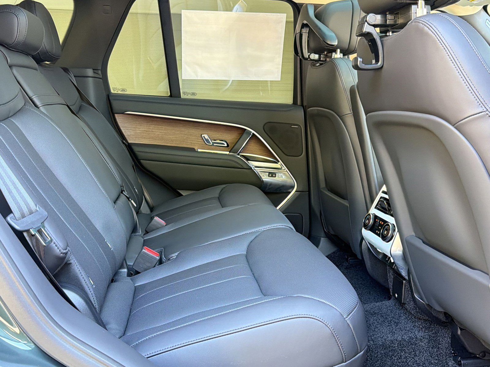 New 2026 Land Rover Range Rover SE image 30