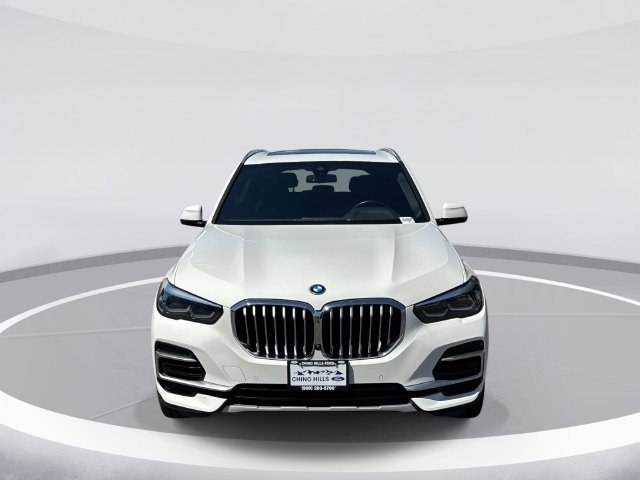 Used 2023 BMW X5 xDrive45e w/ Climate Comfort Package AWD/4WD image 2