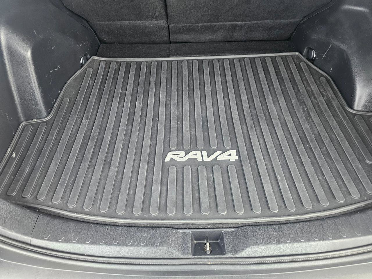 Used 2020 Toyota RAV4 LE w/ All Weather Liner Package image 20