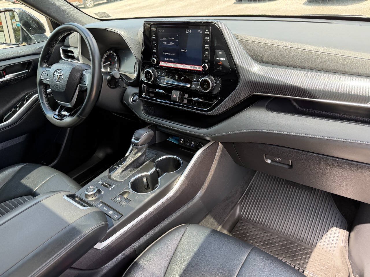 Used 2022 Toyota Highlander XSE AWD/4WD image 16