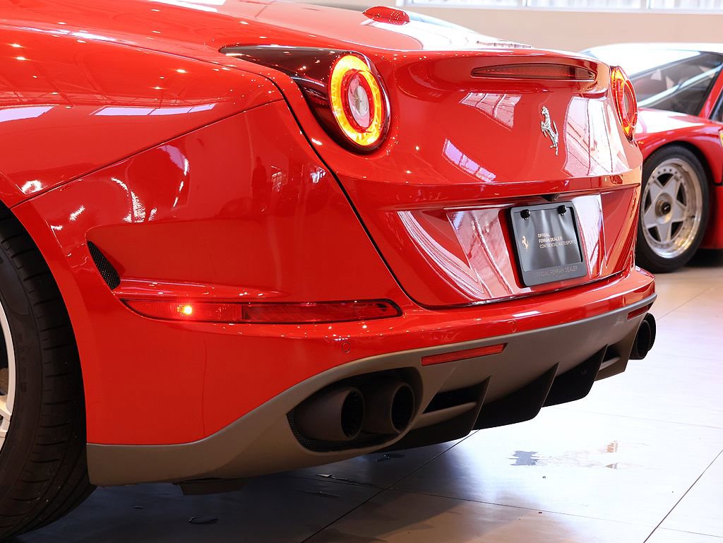 Certified 2017 Ferrari California T image 74