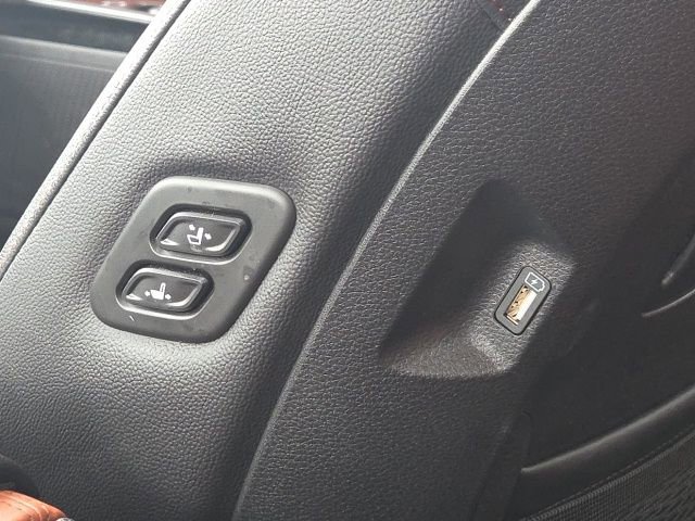 Used 2024 Kia Carnival SX Prestige image 22