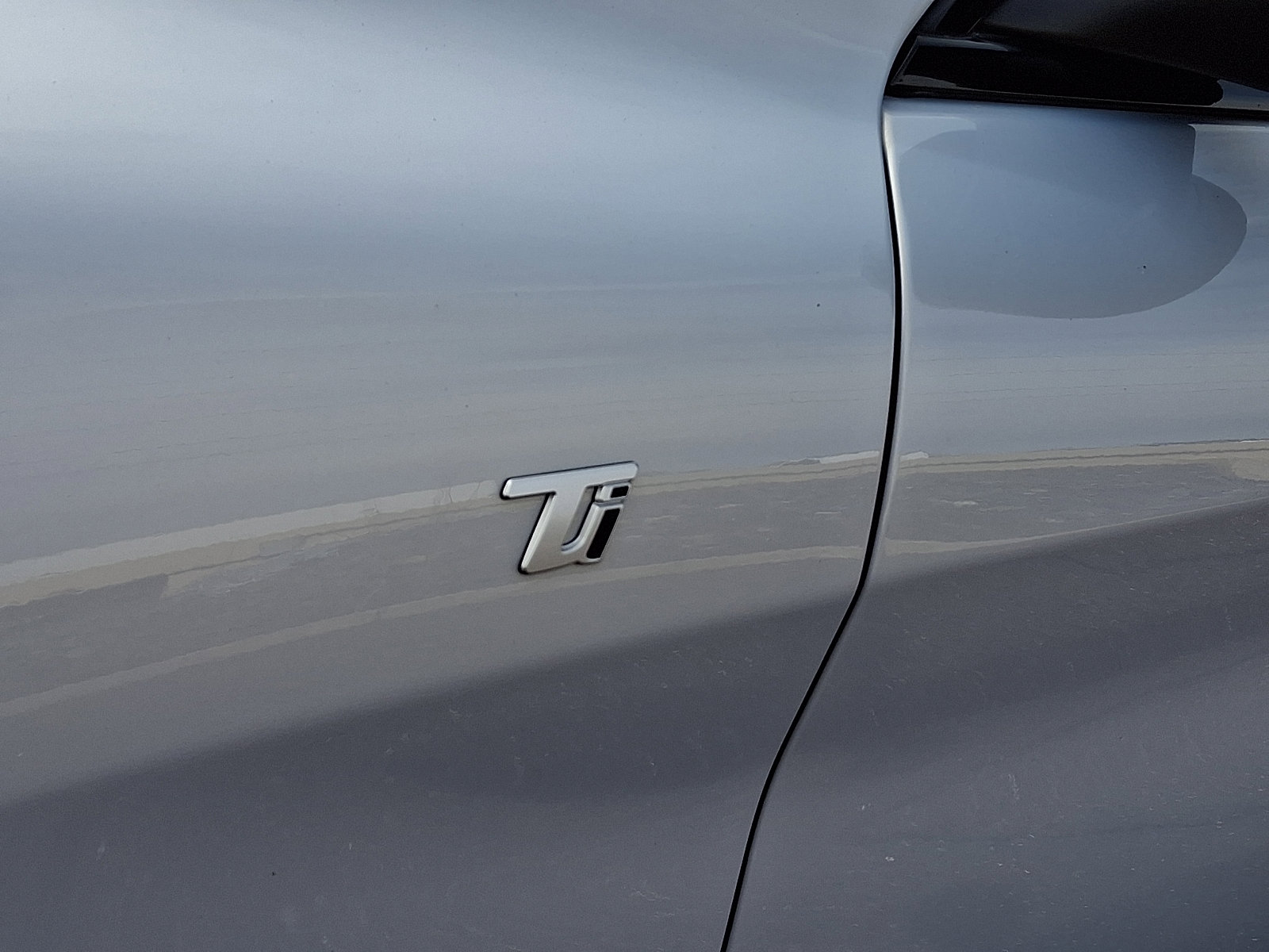 Used 2024 Alfa Romeo Stelvio Ti image 34