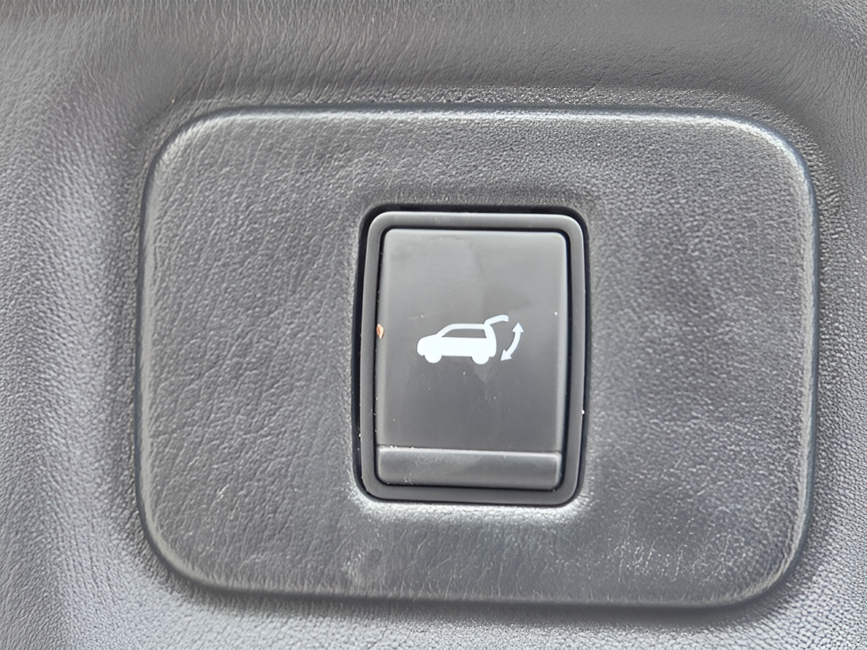 Used 2020 INFINITI QX60 Luxe w/ Sensory Package FWD image 29