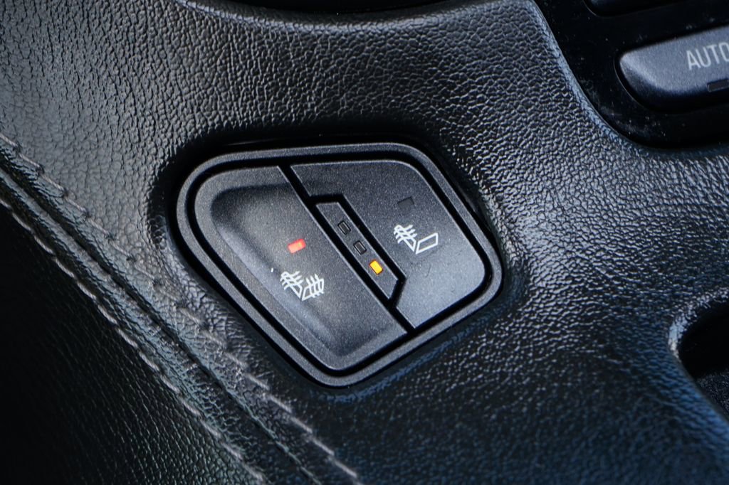 Used 2019 Chevrolet Tahoe LT w/ LT Midnight Edition RWD image 38