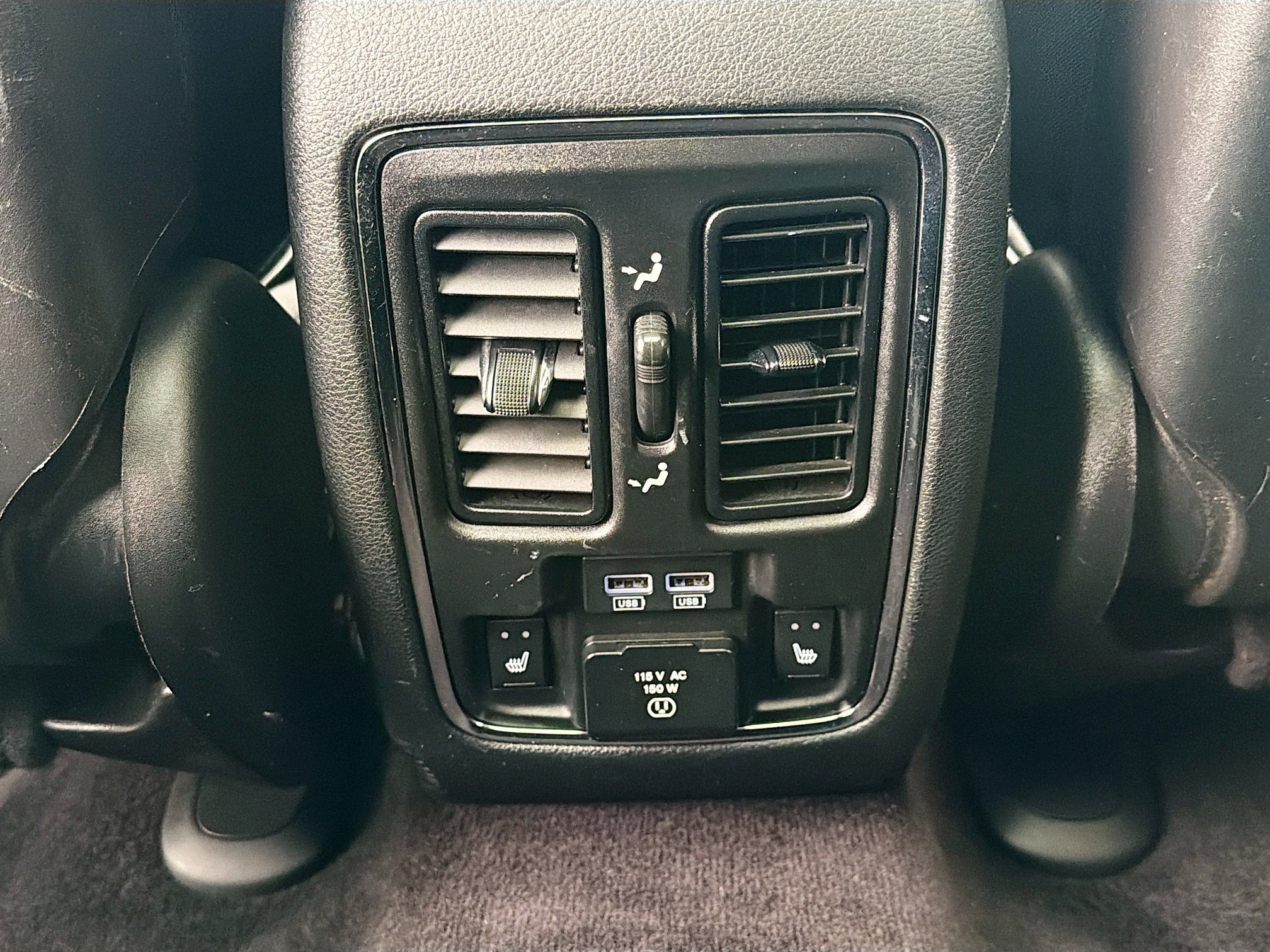 Used 2017 Jeep Grand Cherokee Overland w/ Jeep Active Safety Group image 29