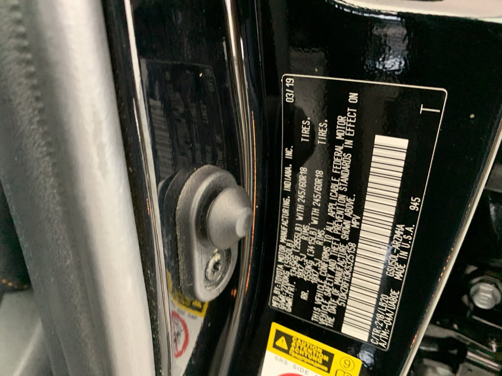 Used 2019 Toyota Highlander XLE image 13