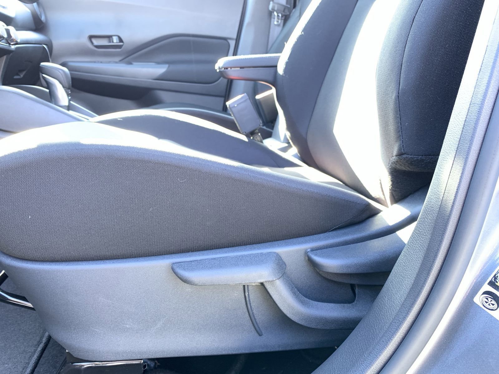 New 2025 Nissan Kicks Play S image 12