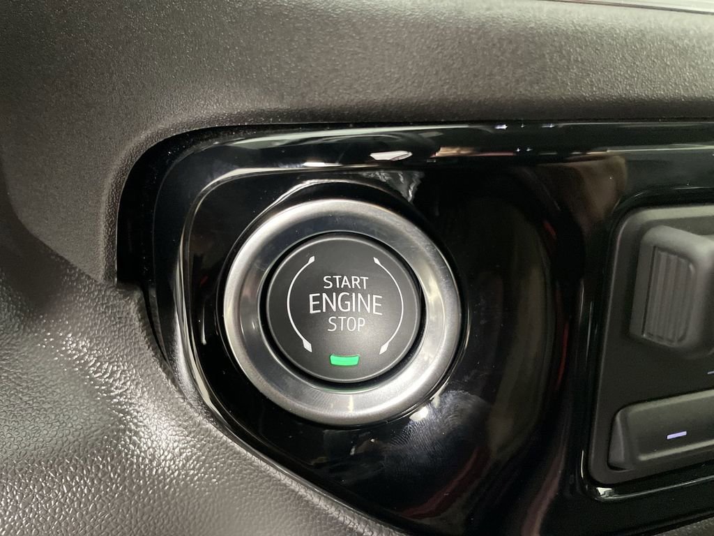 Used 2026 GMC Sierra 1500 SLT w/ SLT Premium Package image 17