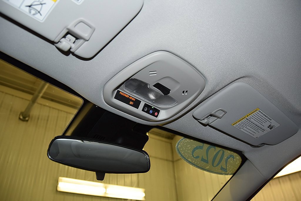 New 2025 Chevrolet Trax ACTIV w/ Driver Confidence Package image 26