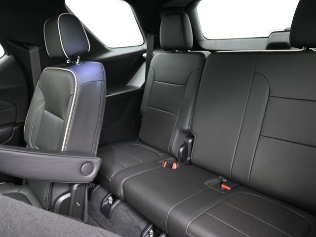 Used 2023 Chevrolet Traverse Premier w/ LPO, Cargo Package image 20