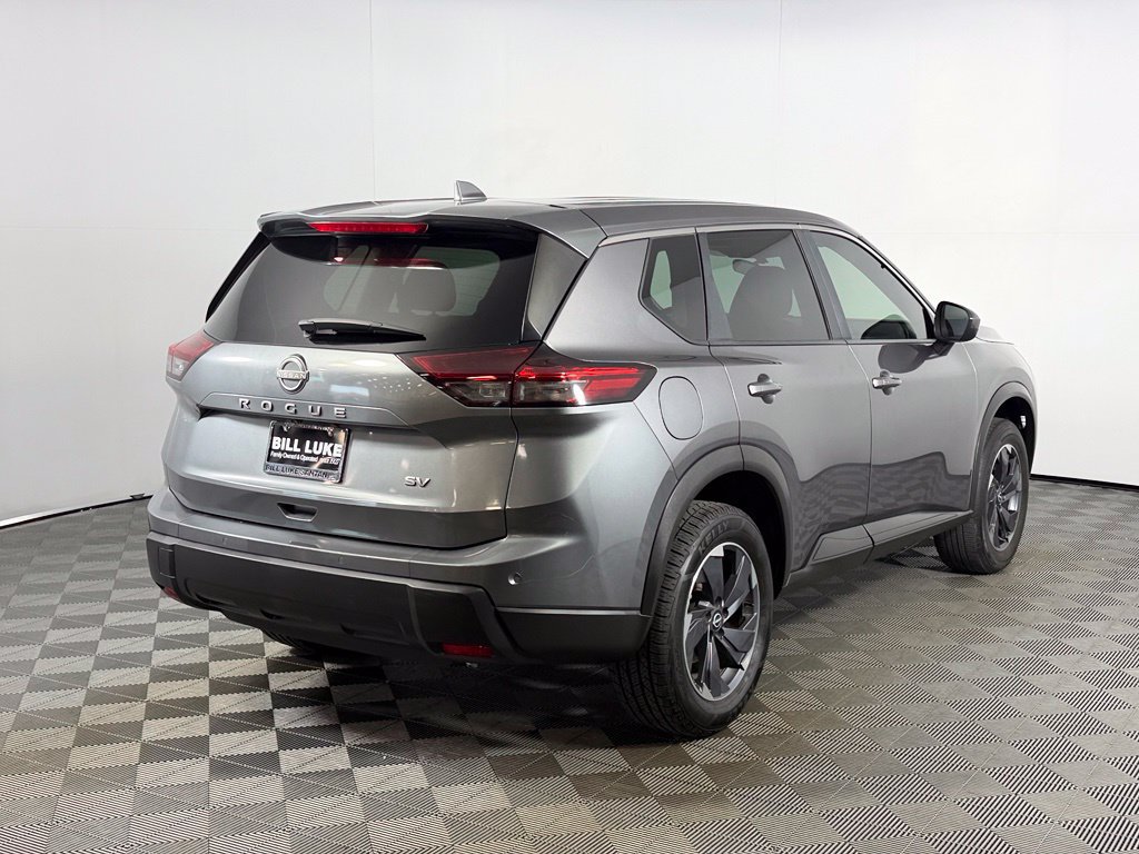 Used 2024 Nissan Rogue SV FWD image 7