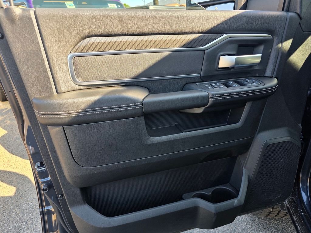 New 2026 RAM 3500 Big Horn AWD/4WD image 8