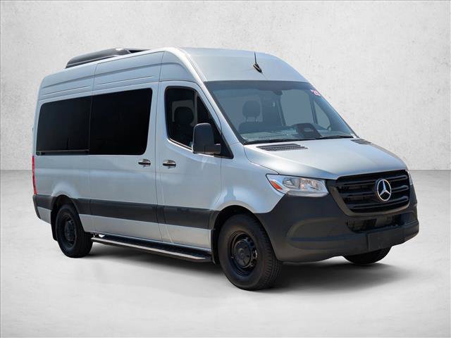 Used 2025 Mercedes-Benz Sprinter 2500 image 3