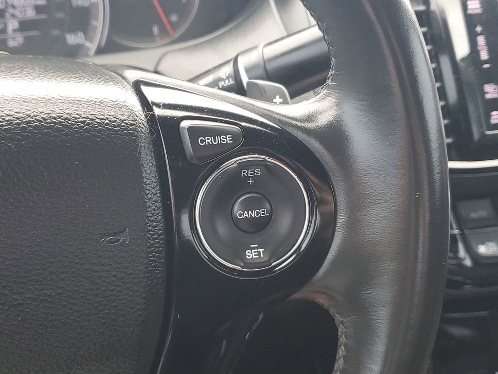 Used 2017 Honda Accord EX-L image 36