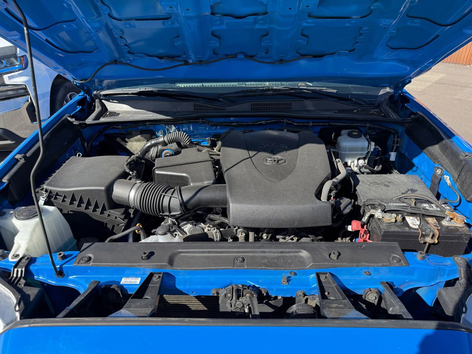 Used 2020 Toyota Tacoma TRD Off-Road image 7