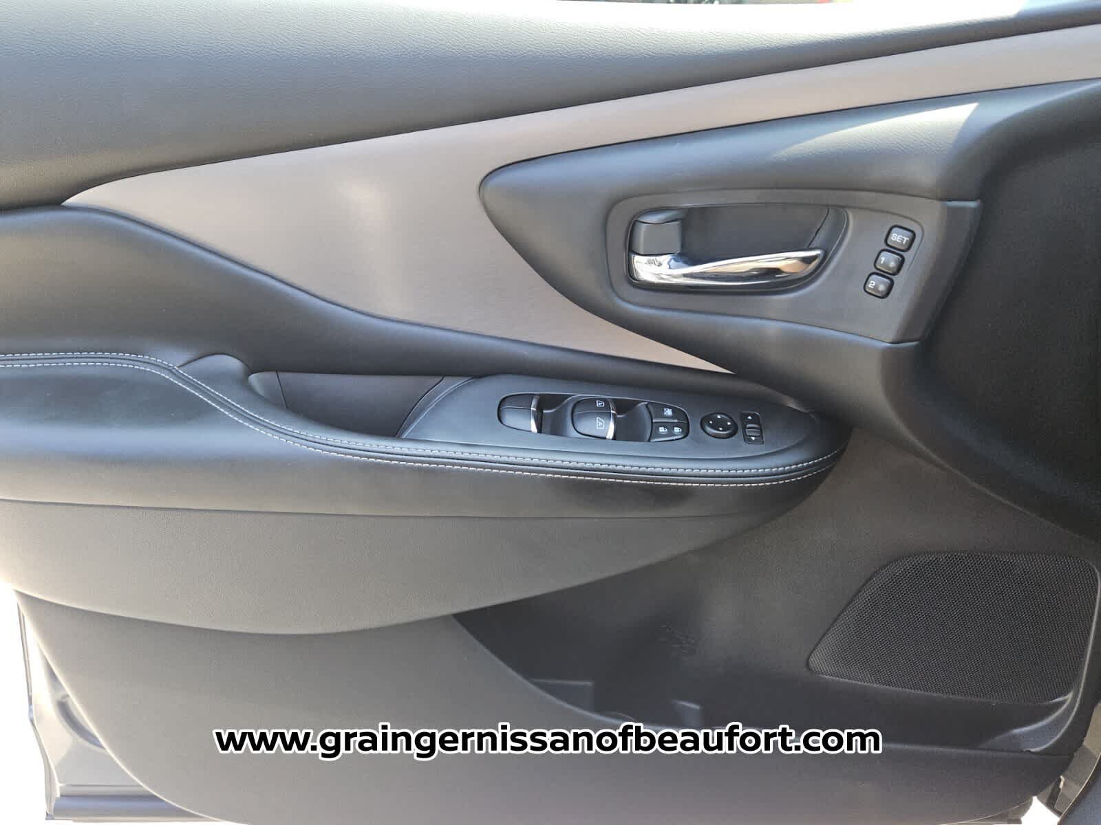 Used 2021 Nissan Murano SL FWD image 16