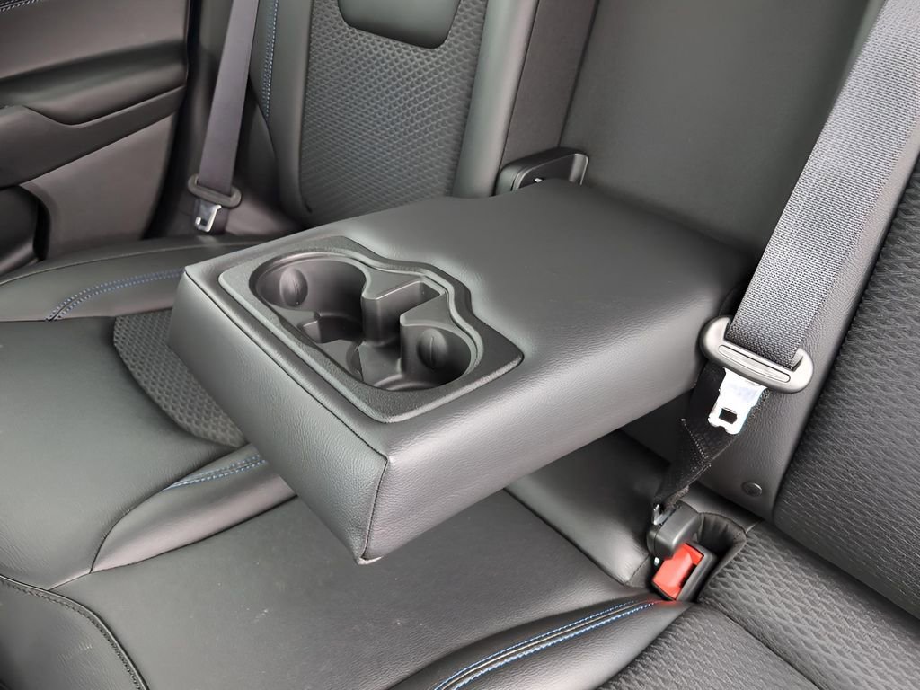 New 2025 Jeep Compass Latitude w/ Sun & Sound Group image 30