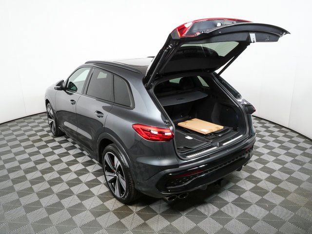 New 2026 Audi SQ5 Premium Plus image 31