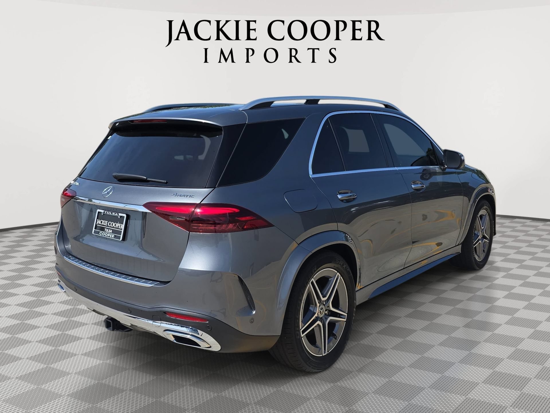 Used 2024 Mercedes-Benz GLE 450 4MATIC image 5