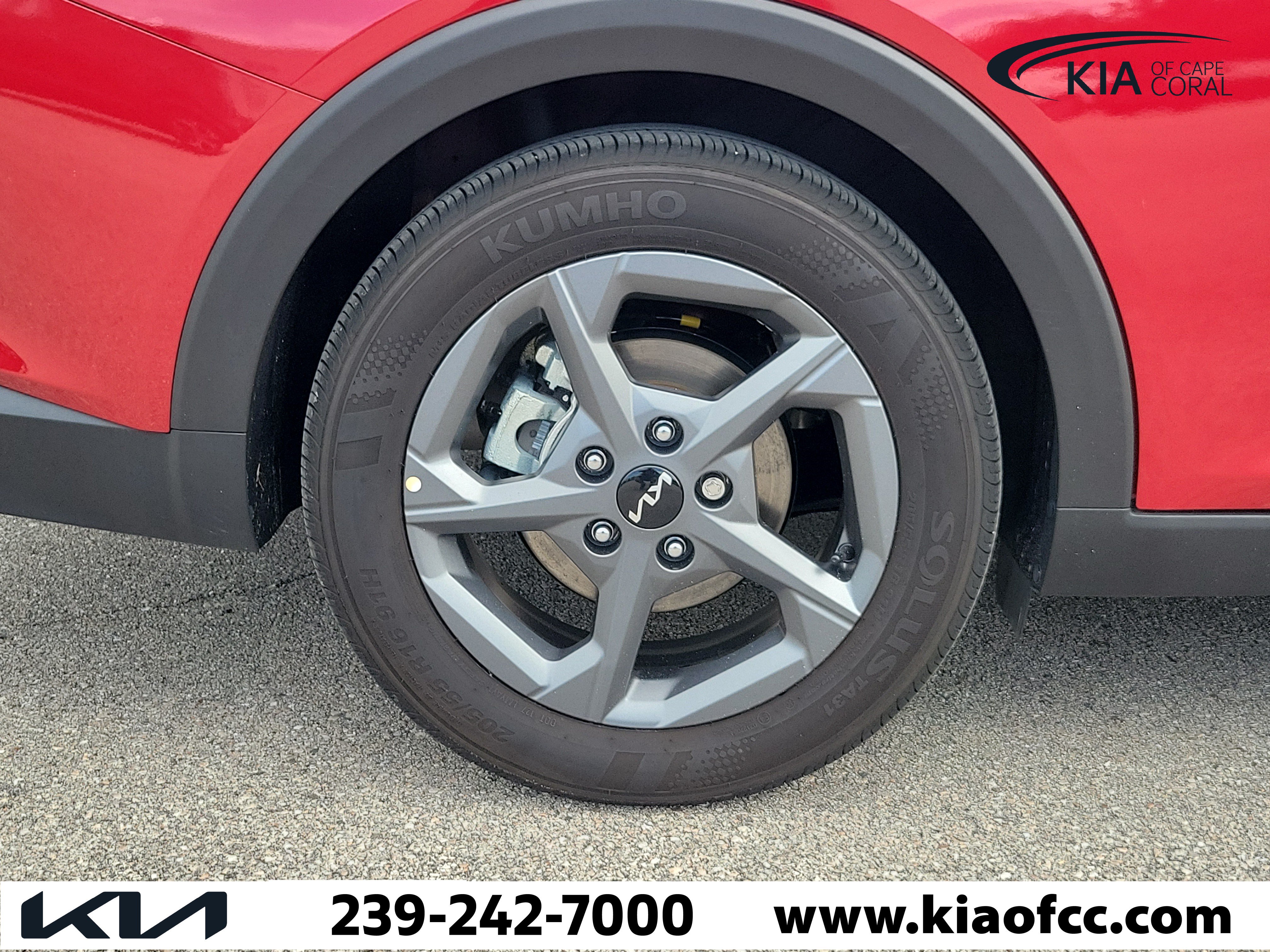 Certified 2025 Kia K4 FWD image 9