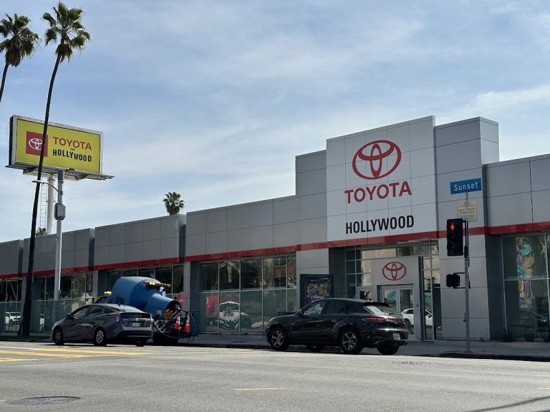 Used 2023 Toyota Highlander XLE image 36