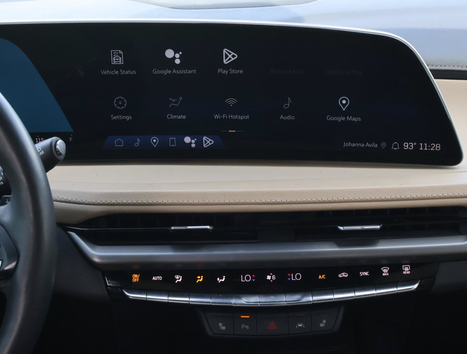 Certified 2024 Cadillac XT4 Luxury w/ Cold Weather Package FWD image 13