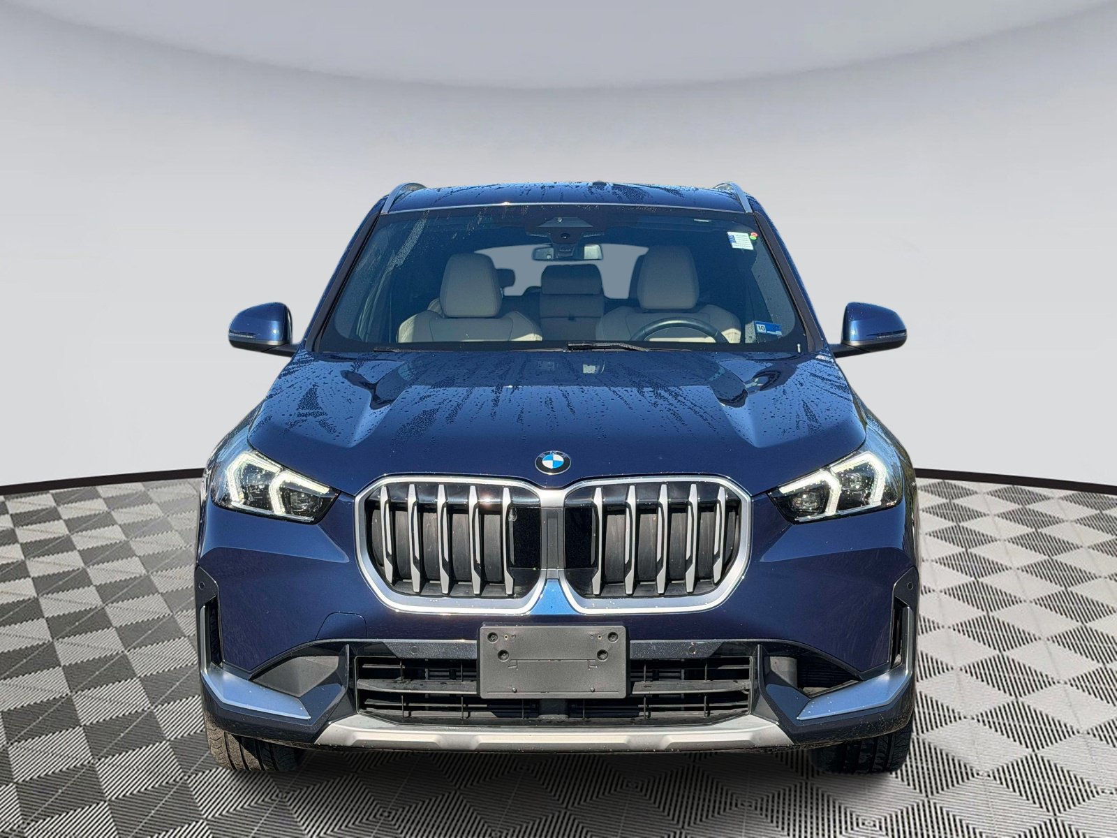 Used 2025 BMW X1 xDrive28i w/ Convenience Package AWD/4WD image 6