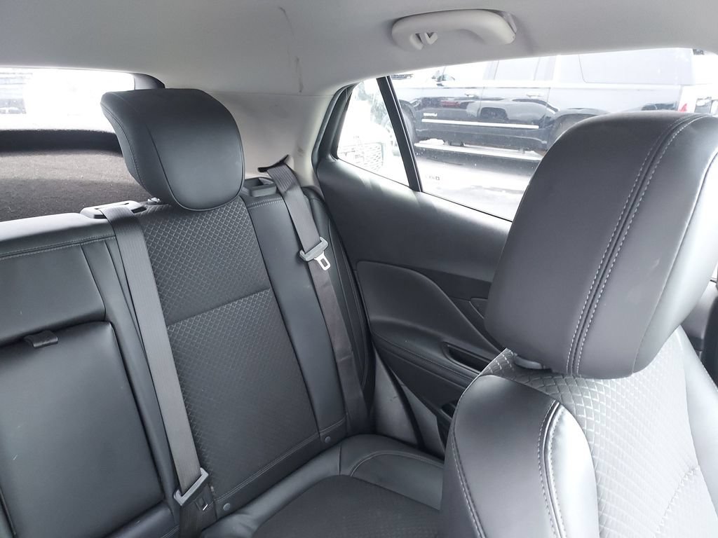 Used 2022 Buick Encore Preferred w/ Safety Package FWD image 14