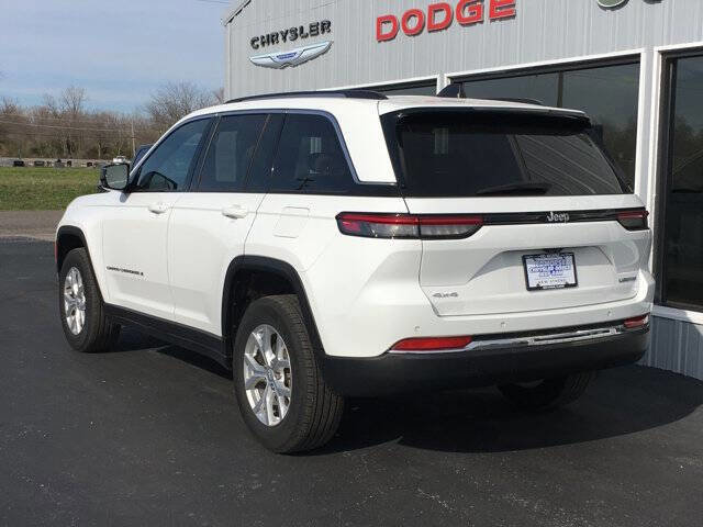 Used 2023 Jeep Grand Cherokee Limited AWD/4WD image 5