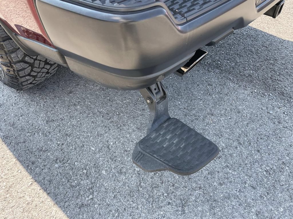Used 2025 RAM 1500 Warlock AWD/4WD image 17