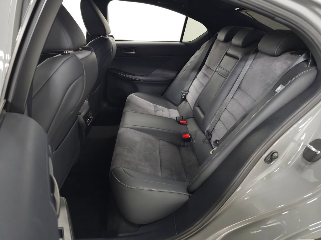 Used 2022 Lexus IS 500 RWD image 35