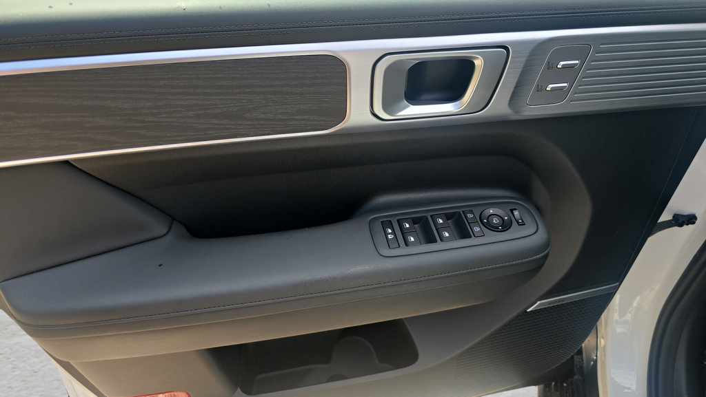 New 2026 Hyundai Santa Fe Limited AWD/4WD image 16