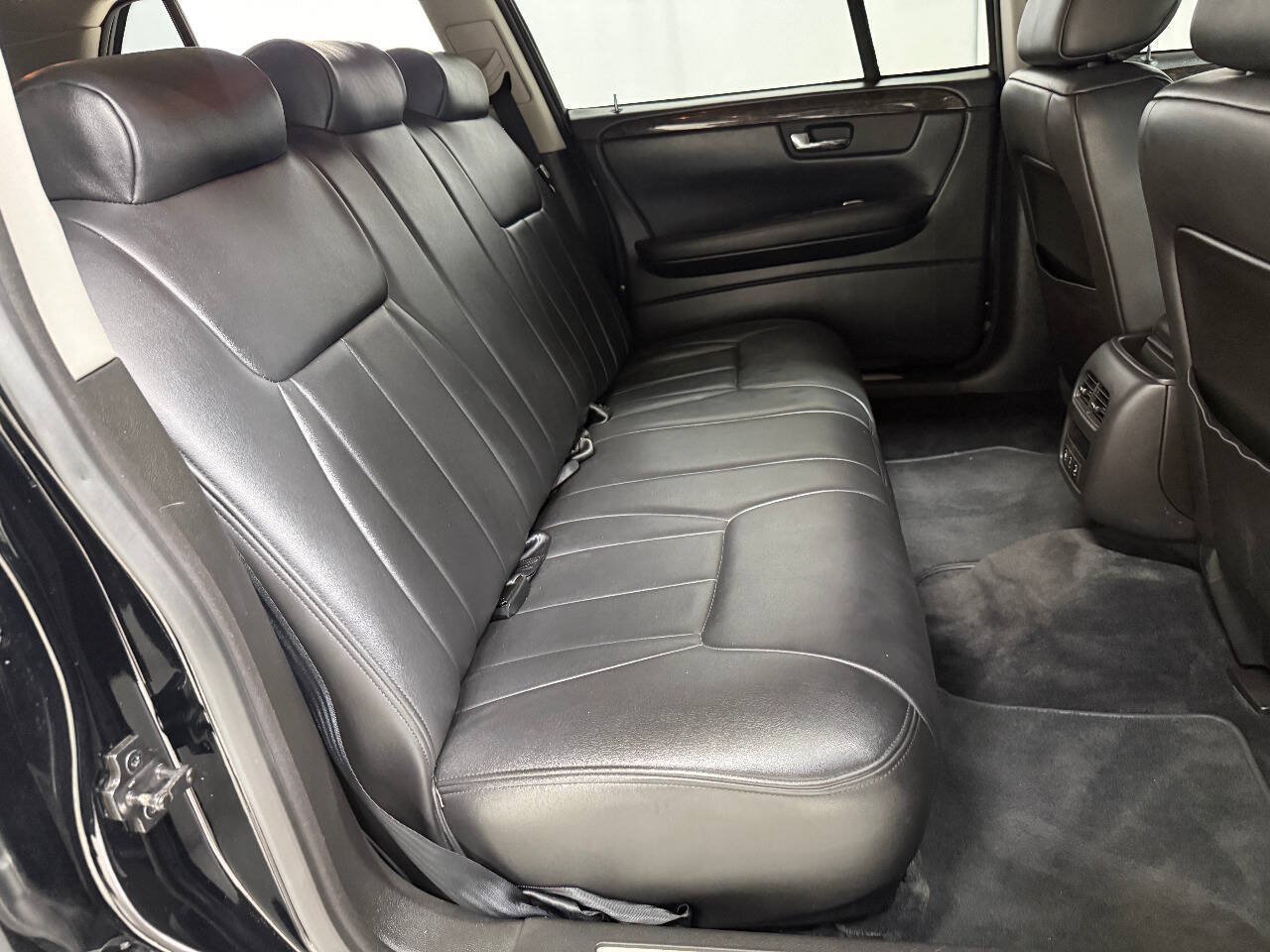 Used 2008 Cadillac DTS Limousine FWD image 43
